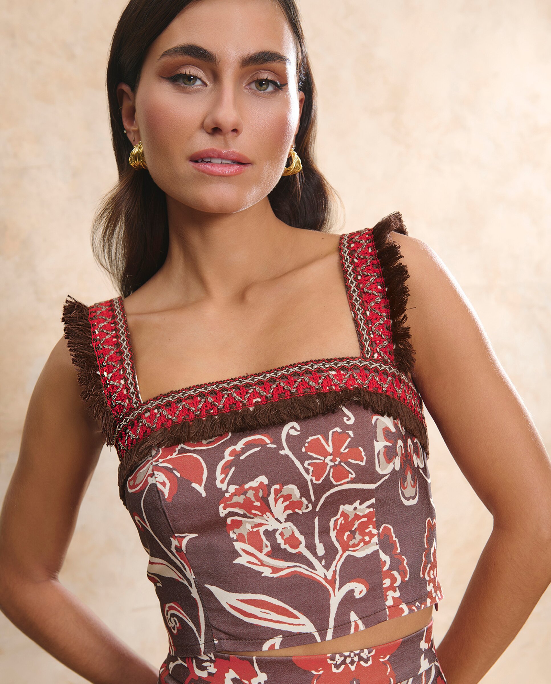 Top Estampado com Detalhe de Franjas Castanho-1