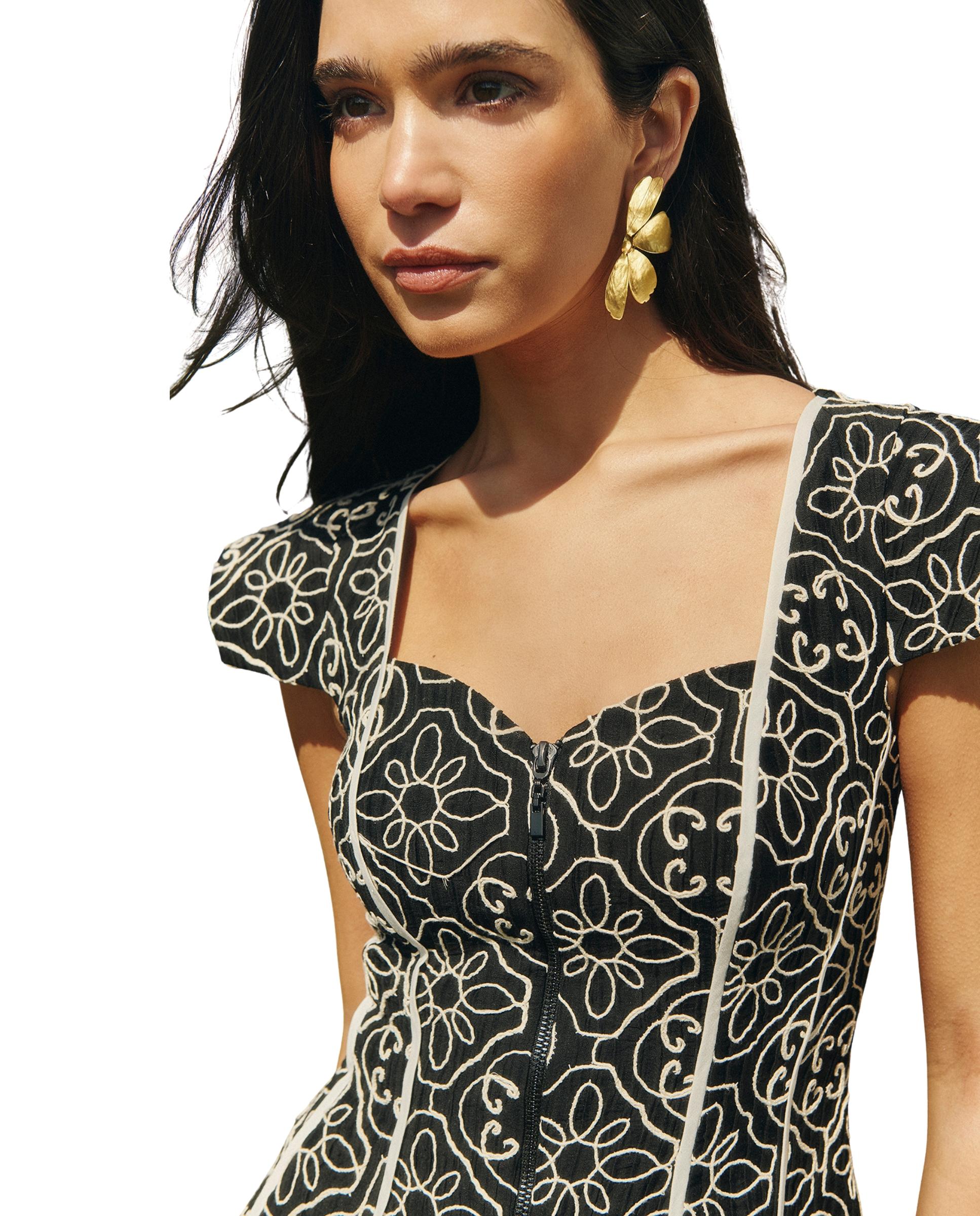 Top de mujer con silueta con efecto corsé estampado Preto-4