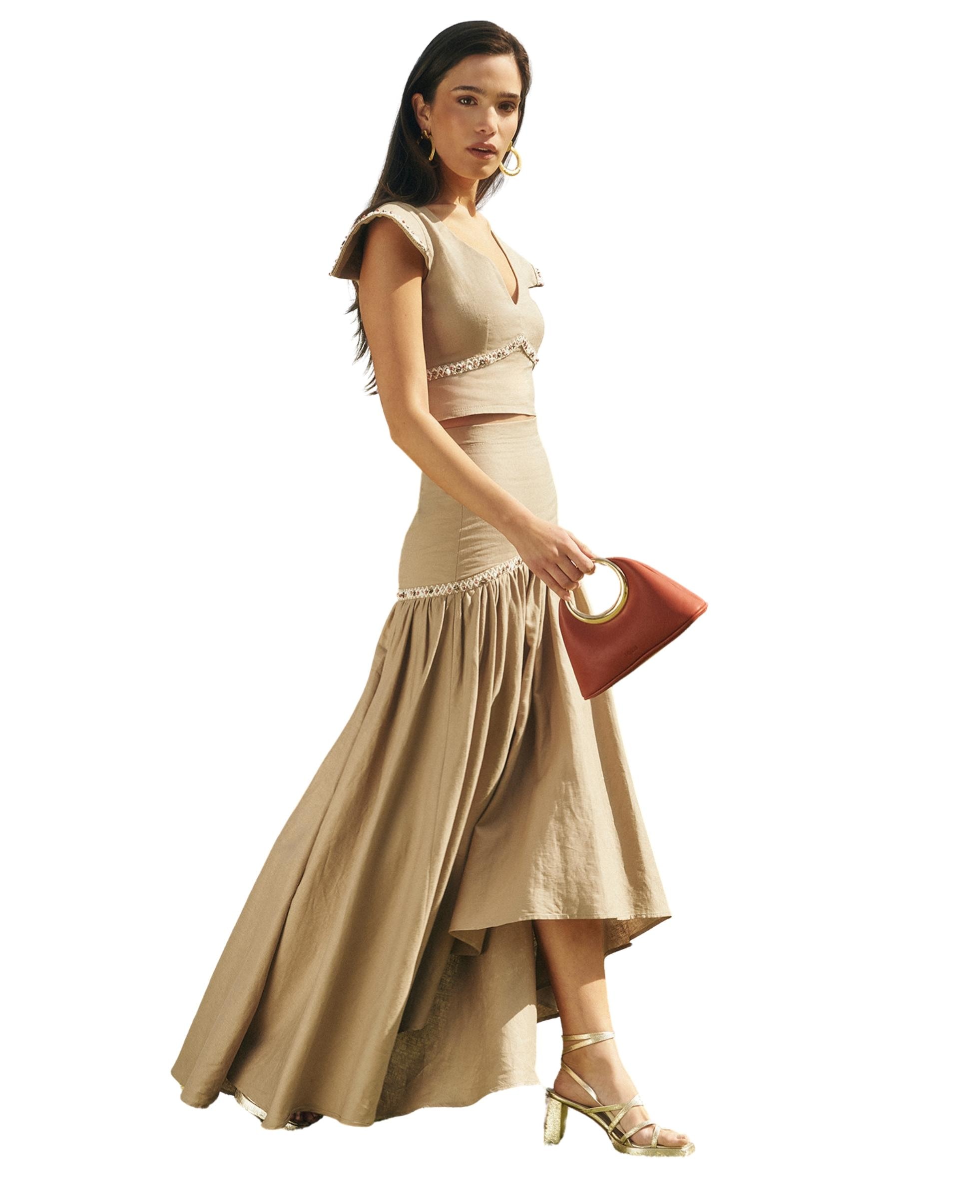 Top d emujer de corte crop y escote en v Camel-2