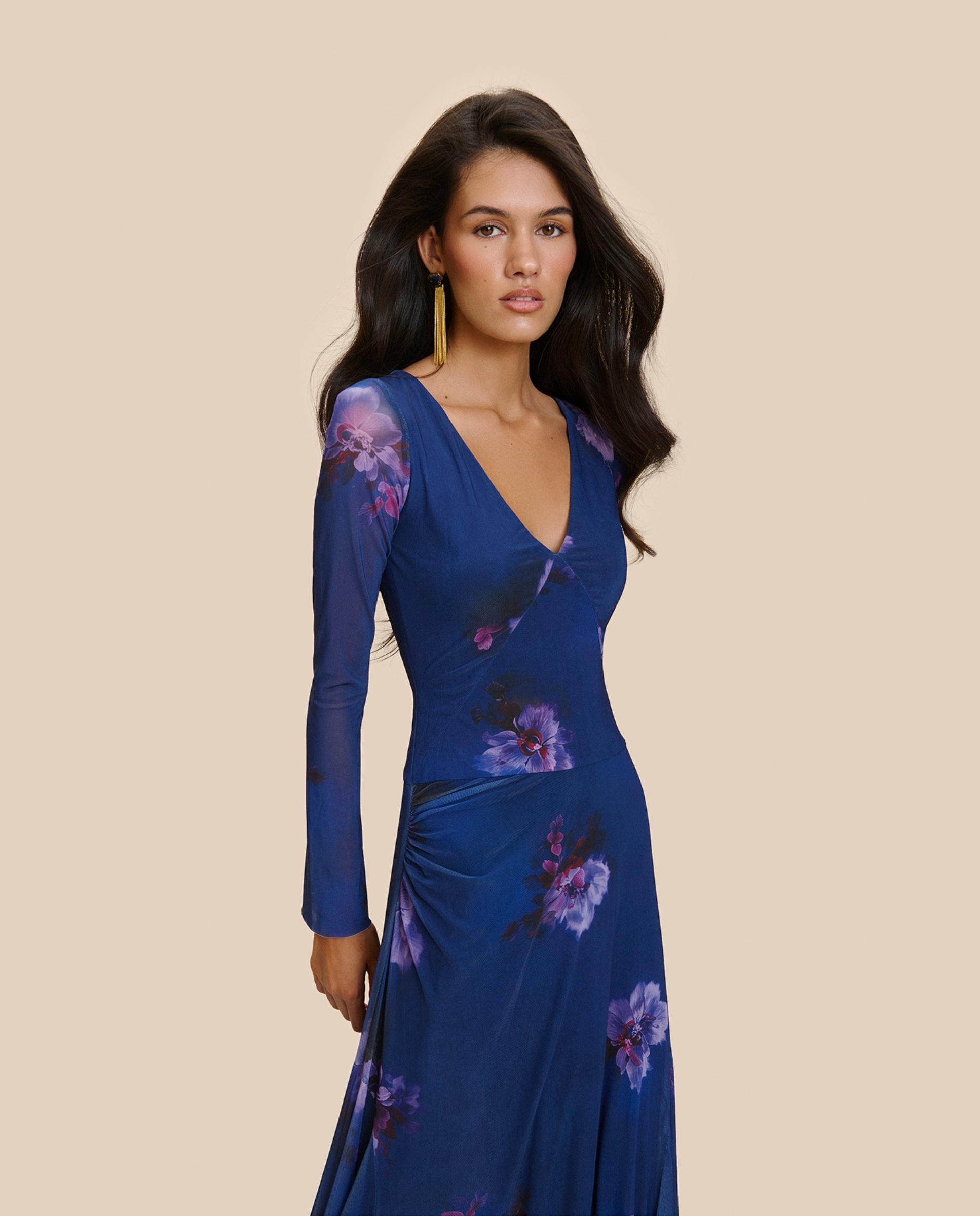 Vestido Comprido de Tule com Decote em V Azul-índigo-3