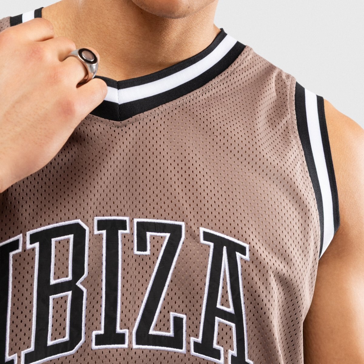 T-shirt Basquetebol Ibiza Ibz Pedrera Siroko Castanho-4
