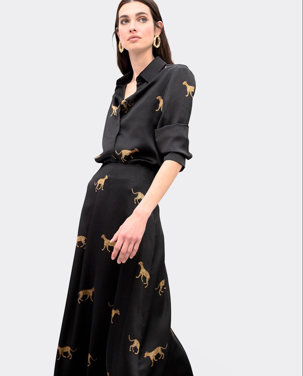 Saia Comprida Acetinada com Estampado Preto-3