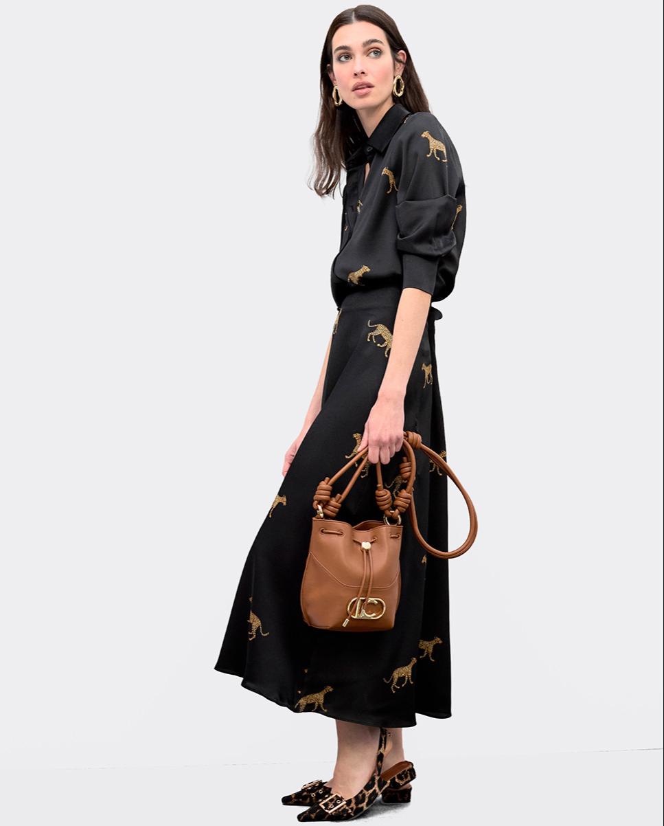 Saia Comprida Acetinada com Estampado Preto-6