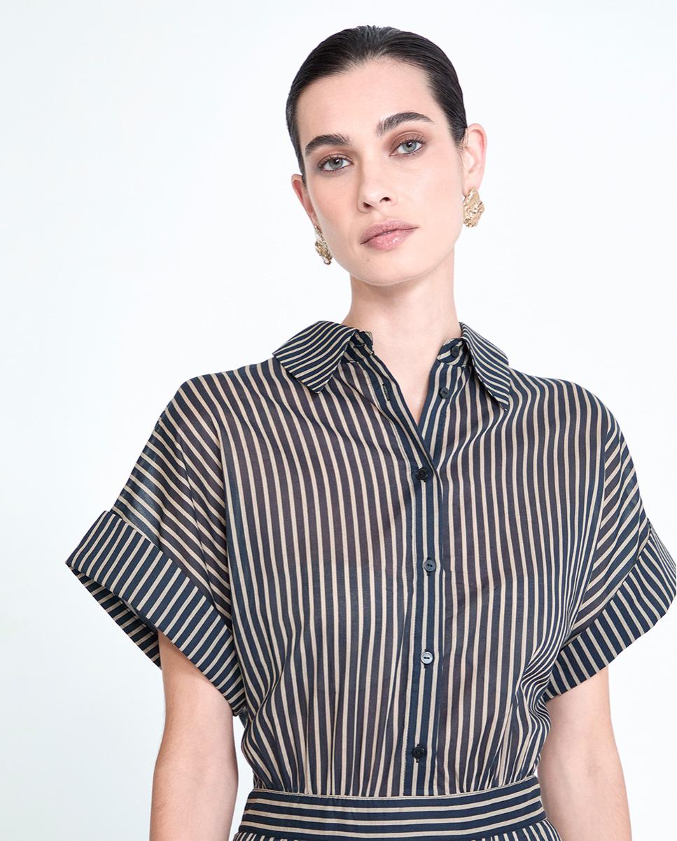 Vestido Midi Tipo Camisa às Riscas com Cinto Carbono-3