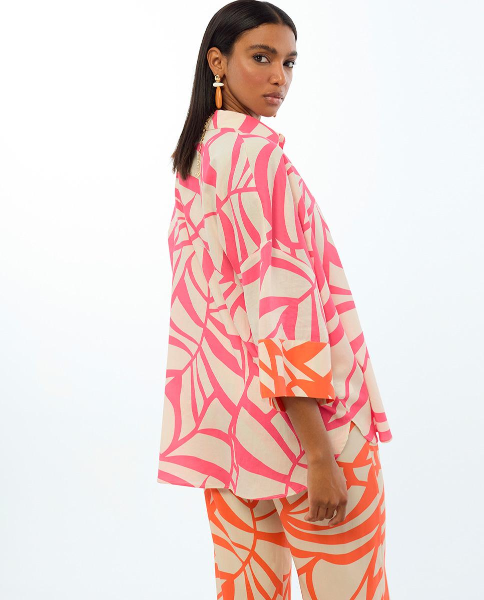 Camisa com Print de Folhas com Manga Caída Rosa-4