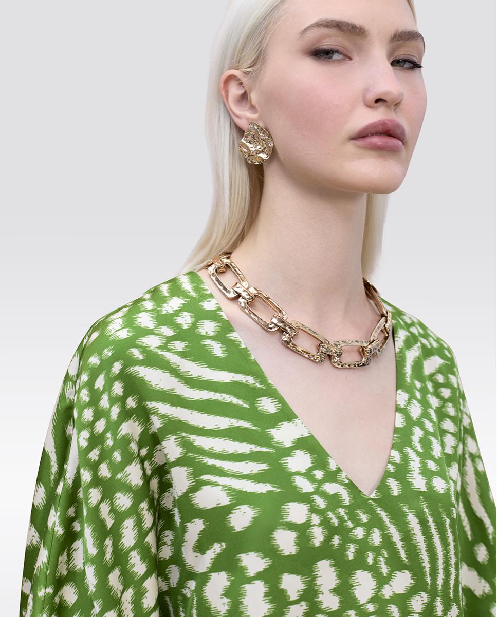 Blusa Estampada com Decote em V Verde-2
