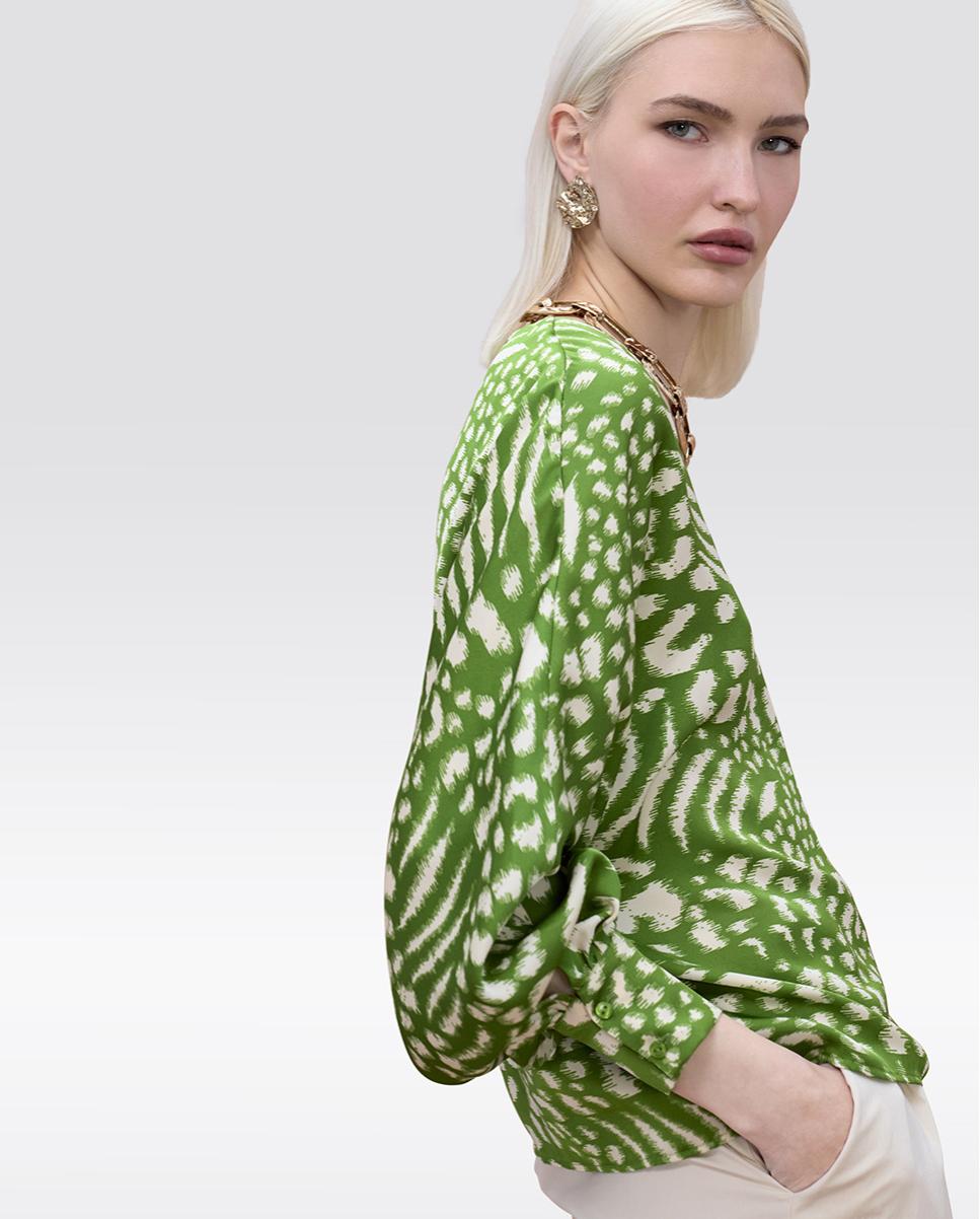 Blusa Estampada com Decote em V Verde-3