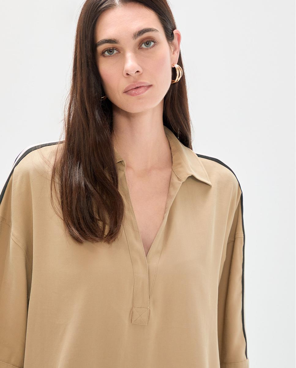 Vestido Curto Tipo Camisa com Decote Aberto Bege-3