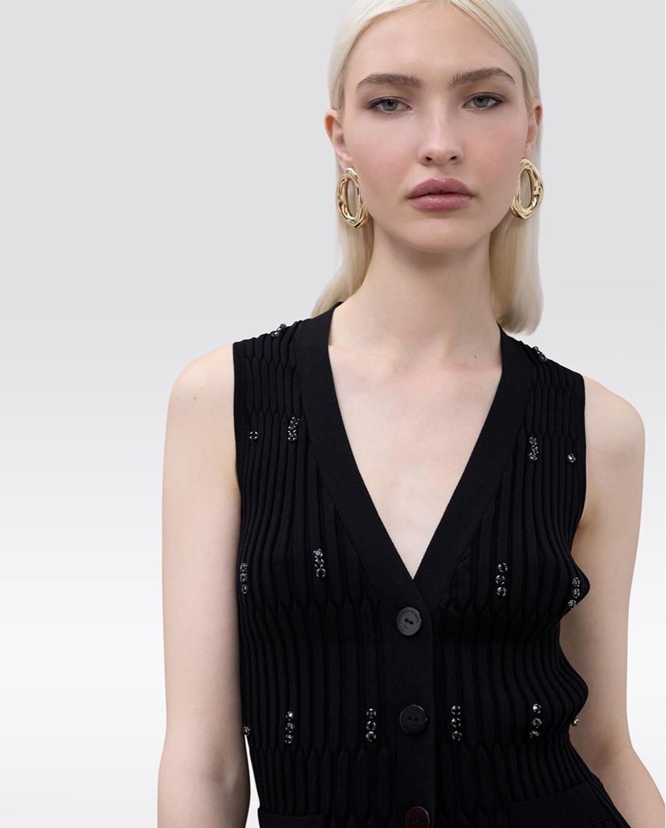 Top de Malha com Botões e Detalhe Joia Preto-2