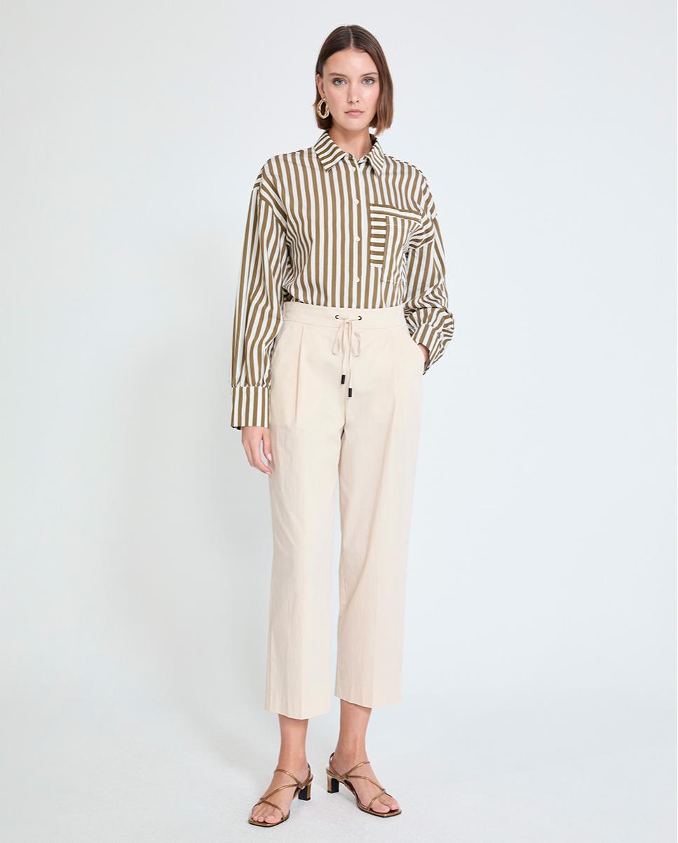 Imagem 0 de Calças Jogger em Tecido Técnico com Cintura Ajustável