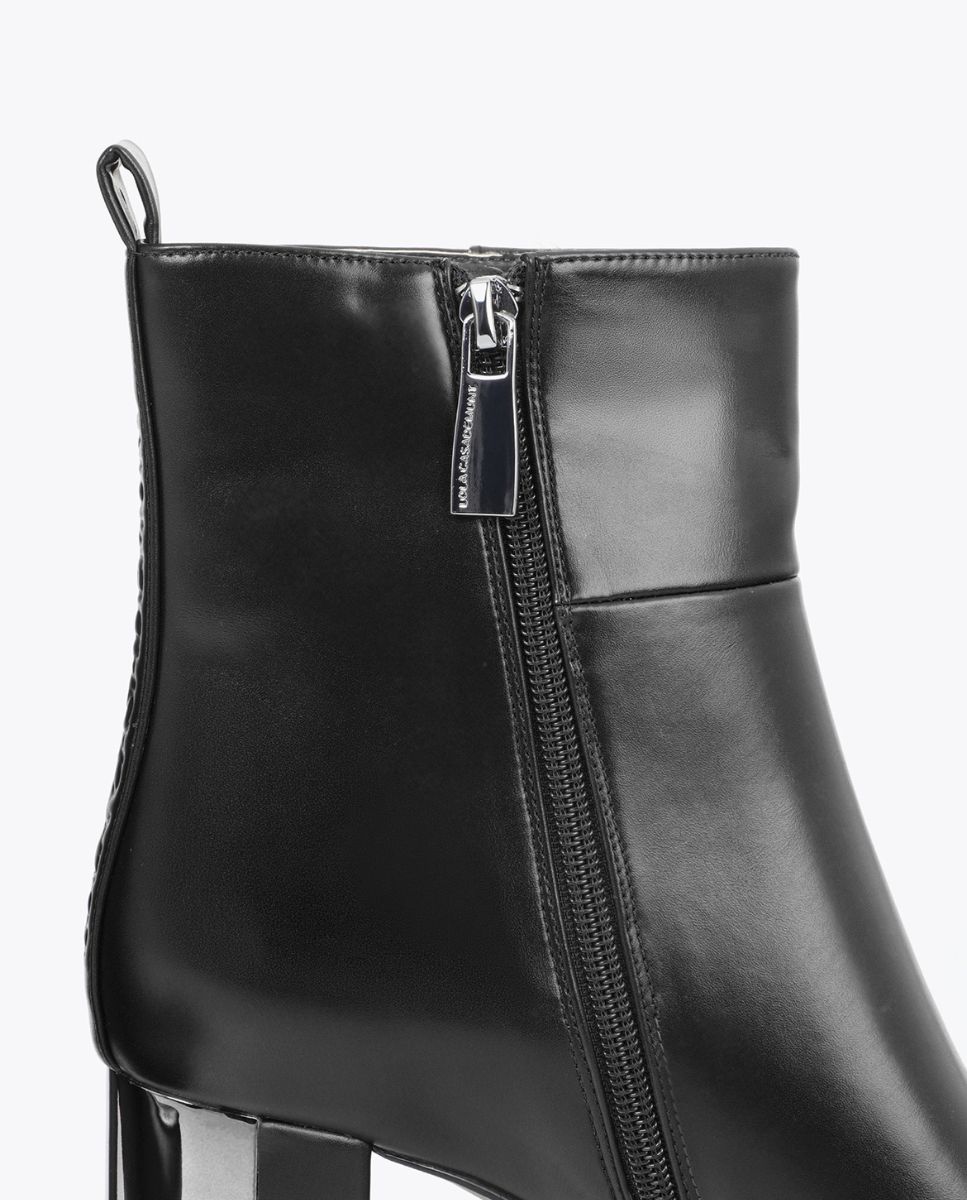 Botins com Plataforma e Tacão Personalizado Preto-3