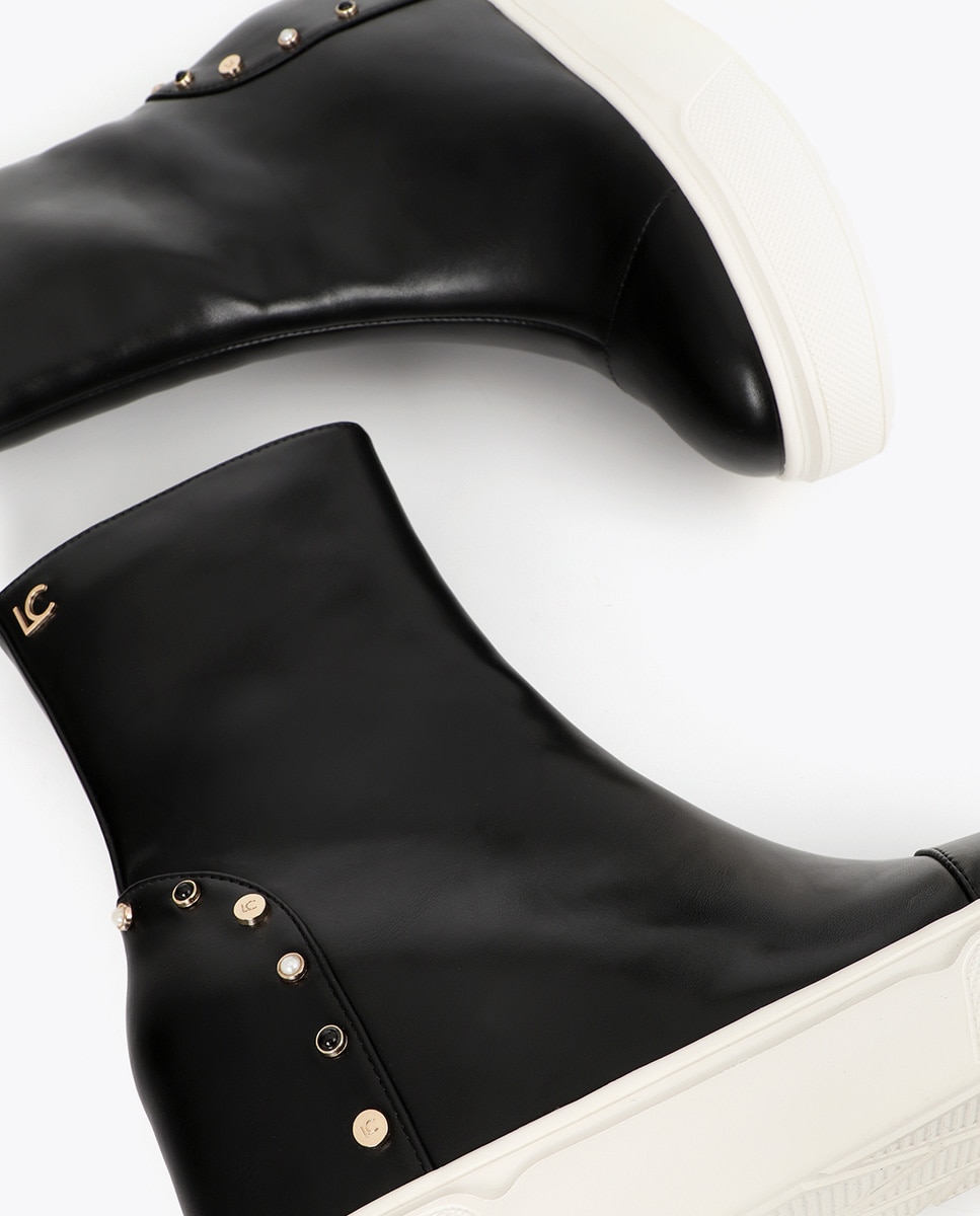 Botins com Plataforma e Cunha Interior Tachas no Calcanhar Preto-4