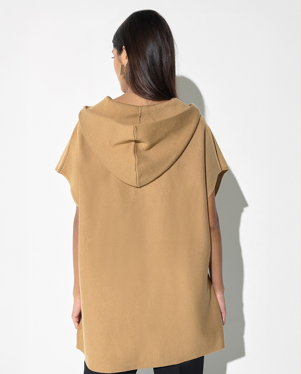 Poncho Tricot com Capuz Caramelo-4