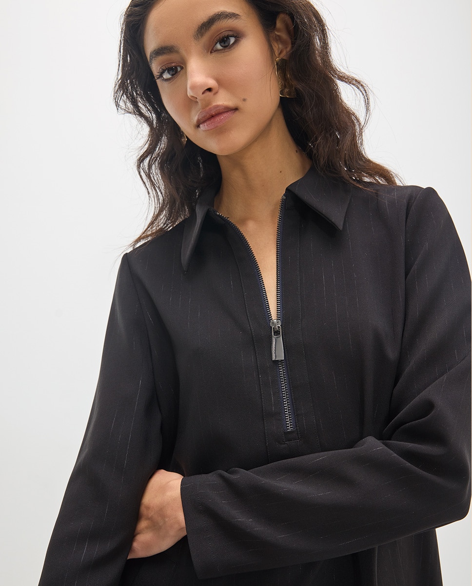 Vestido Curto Às Riscas Diplomáticas com Gola Tipo Camisa e Fecho Zip na Placket Cinzento-escuro-4