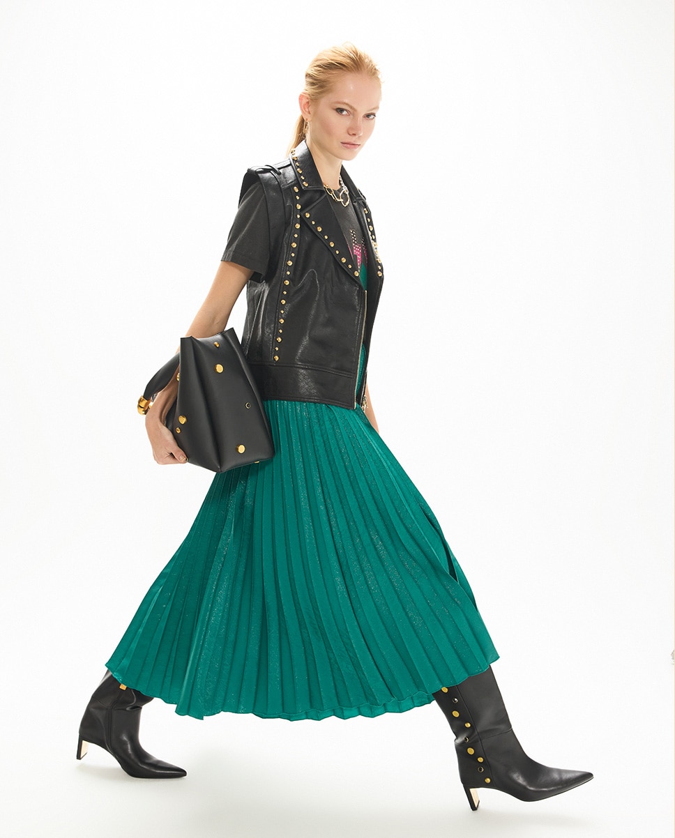 Saia Midi Fit Plissada em Cetim Esmeralda-3