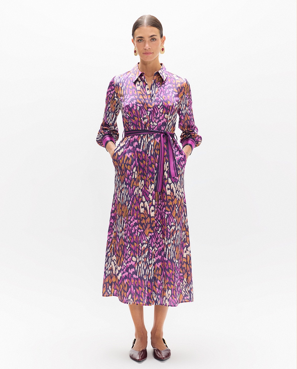 Imagem 0 de Vestido Midi Mancha Animal com Gola Tipo Camisa