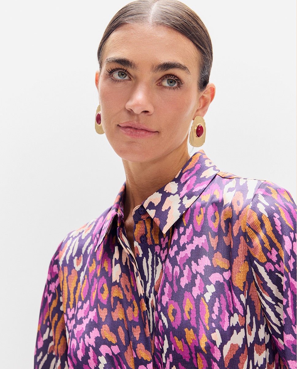Vestido Midi Mancha Animal com Gola Tipo Camisa Multicolor-3