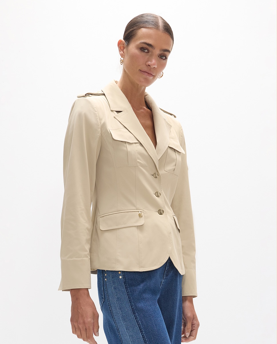 Blazer Curto com Bolsos Patch Tafetá Técnica Natural-2