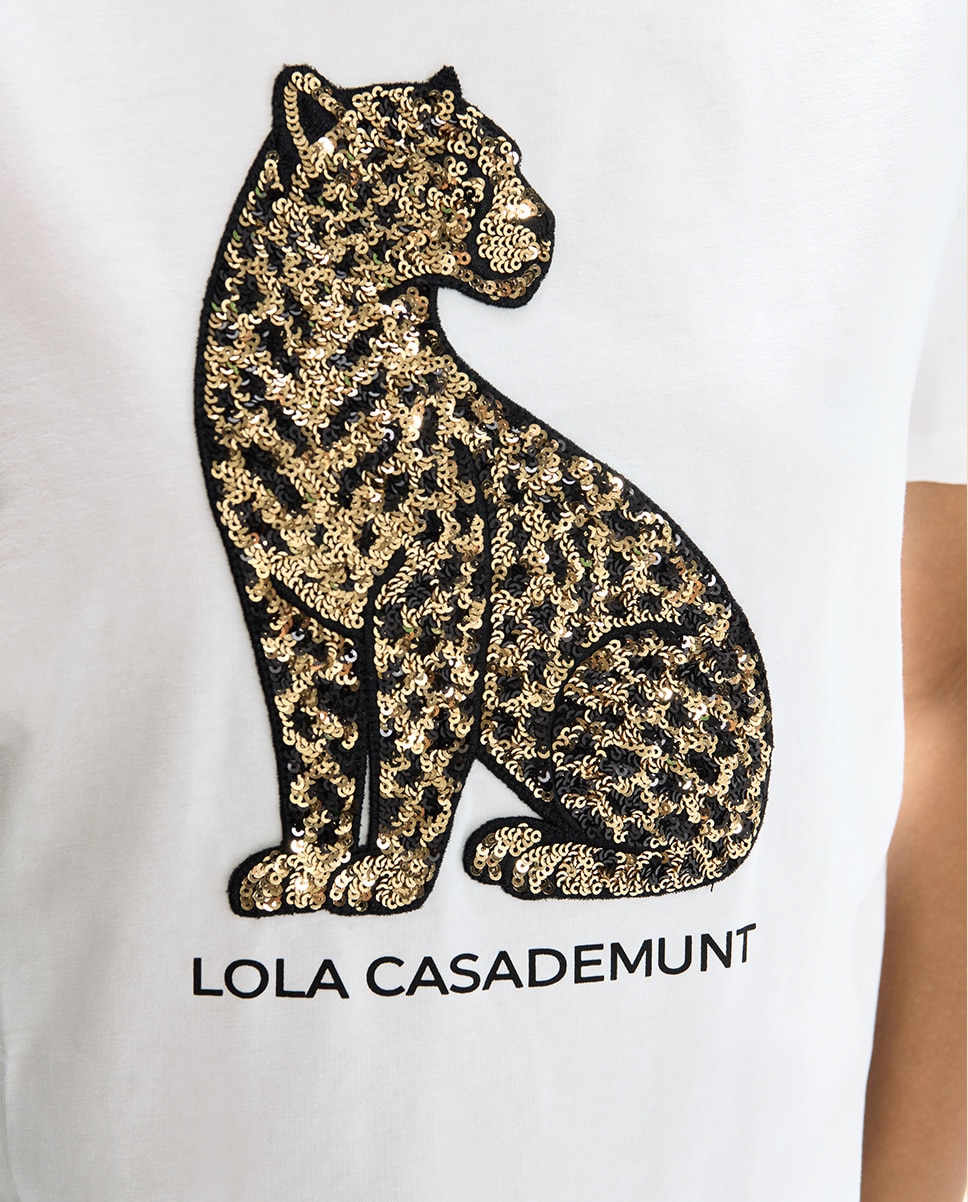 T-shirt Gola Redonda com Aberturas Laterais e Posicionado Leopardo Lantejoulas 45a Branco-3