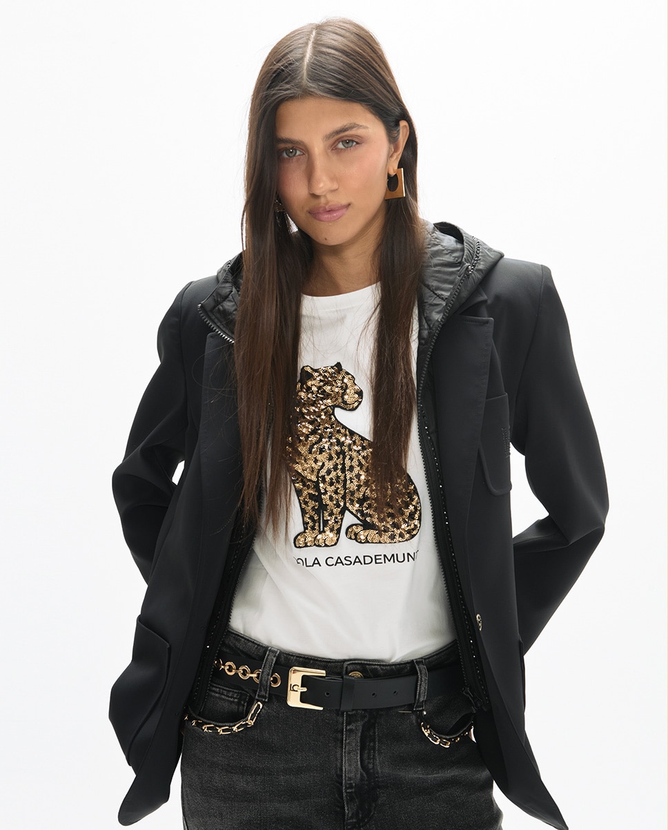 T-shirt Gola Redonda com Aberturas Laterais e Posicionado Leopardo Lantejoulas 45a Branco-5