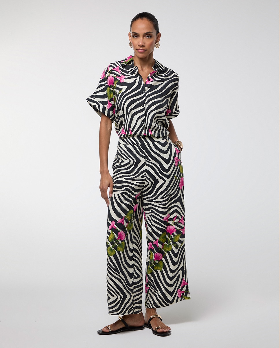 Calças Largas com Print de Zebra e Flor Preto / Branco-5