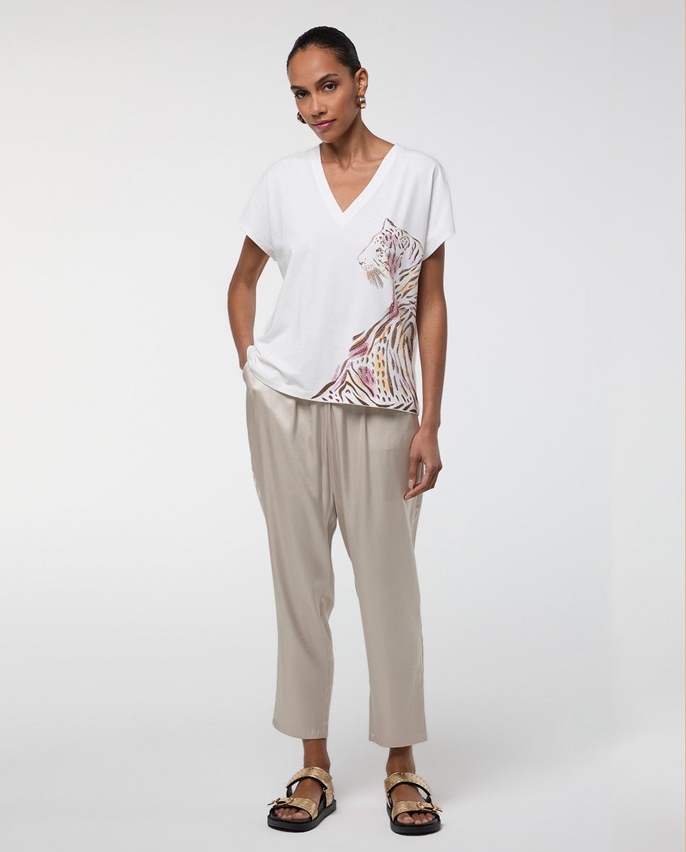 T-shirt com Decote em V e Detalhe Rosto Tigre Branco-6