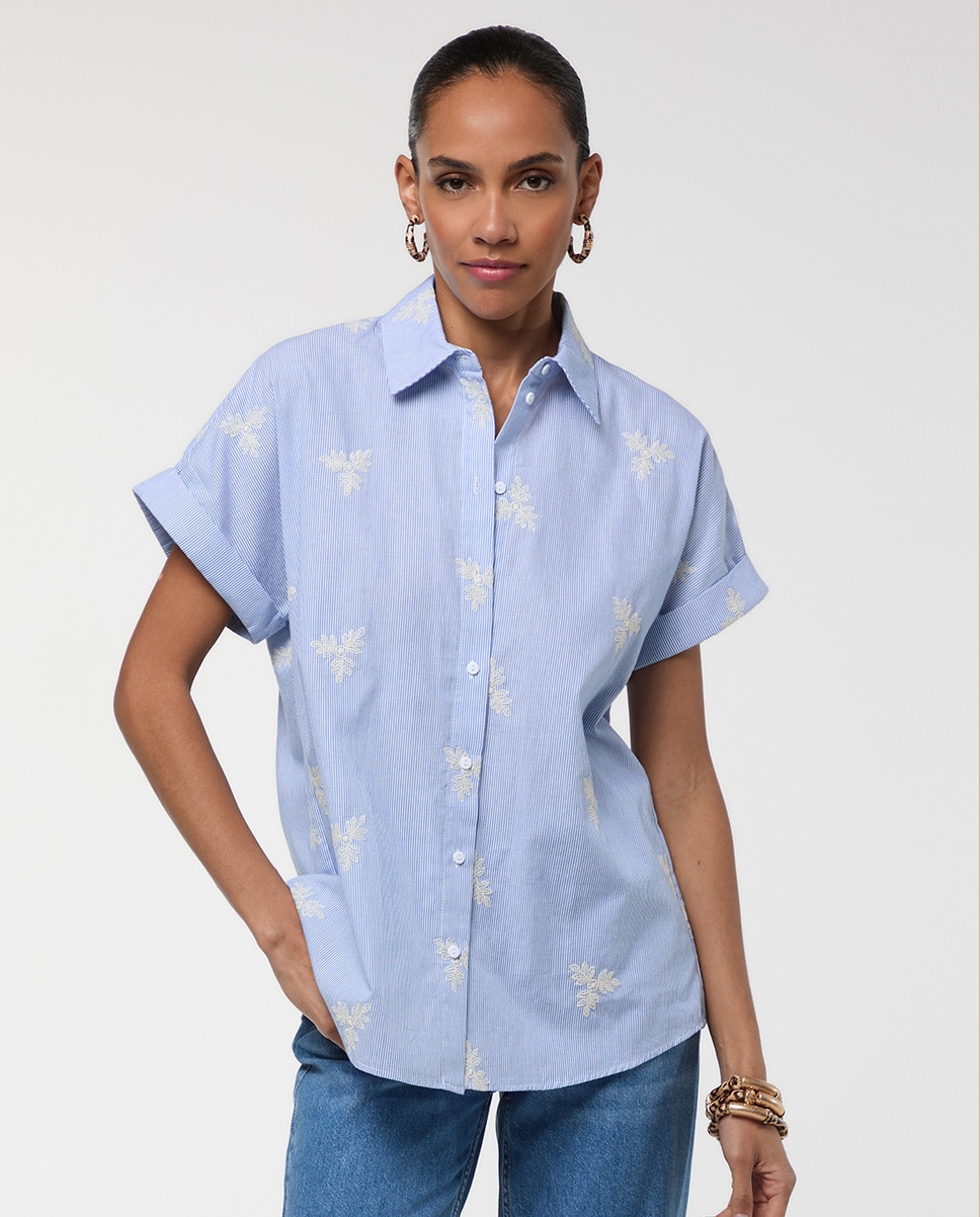 Imagem 0 de Camisa Às Riscas com Flores Bordadas