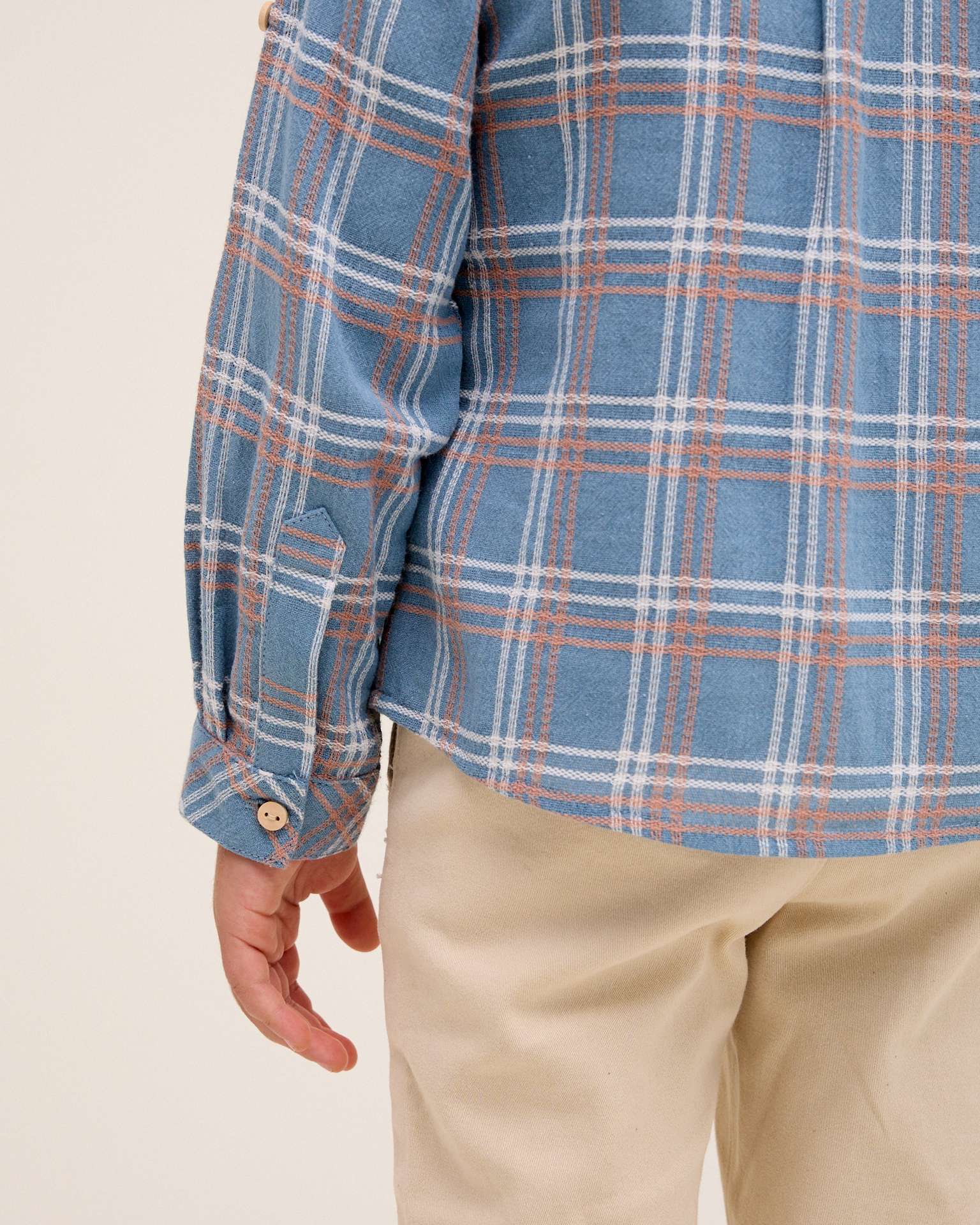 Camisa Azul com Detalhes Azul / Branco-3