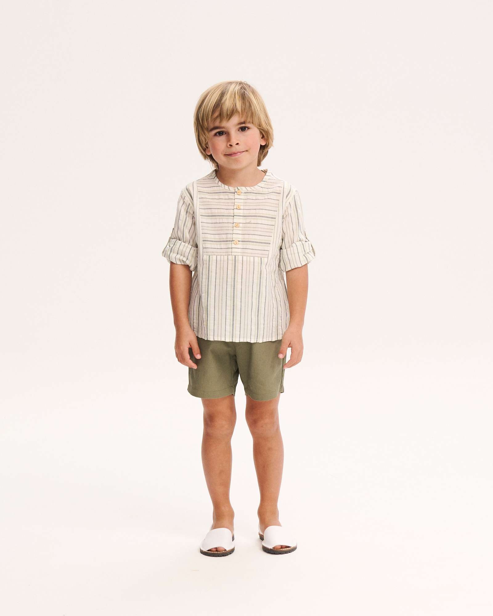 Imagem 0 de Camisa Infantil Às Riscas e Cinzento com Gola Redonda