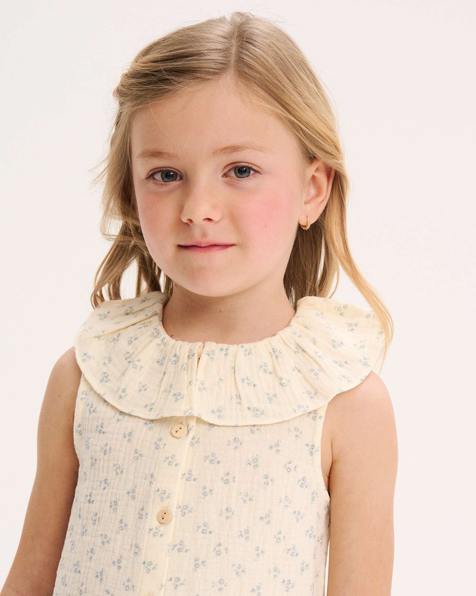 Blusa Infantil de Flores com Folho na Gola Dadati Branco-3