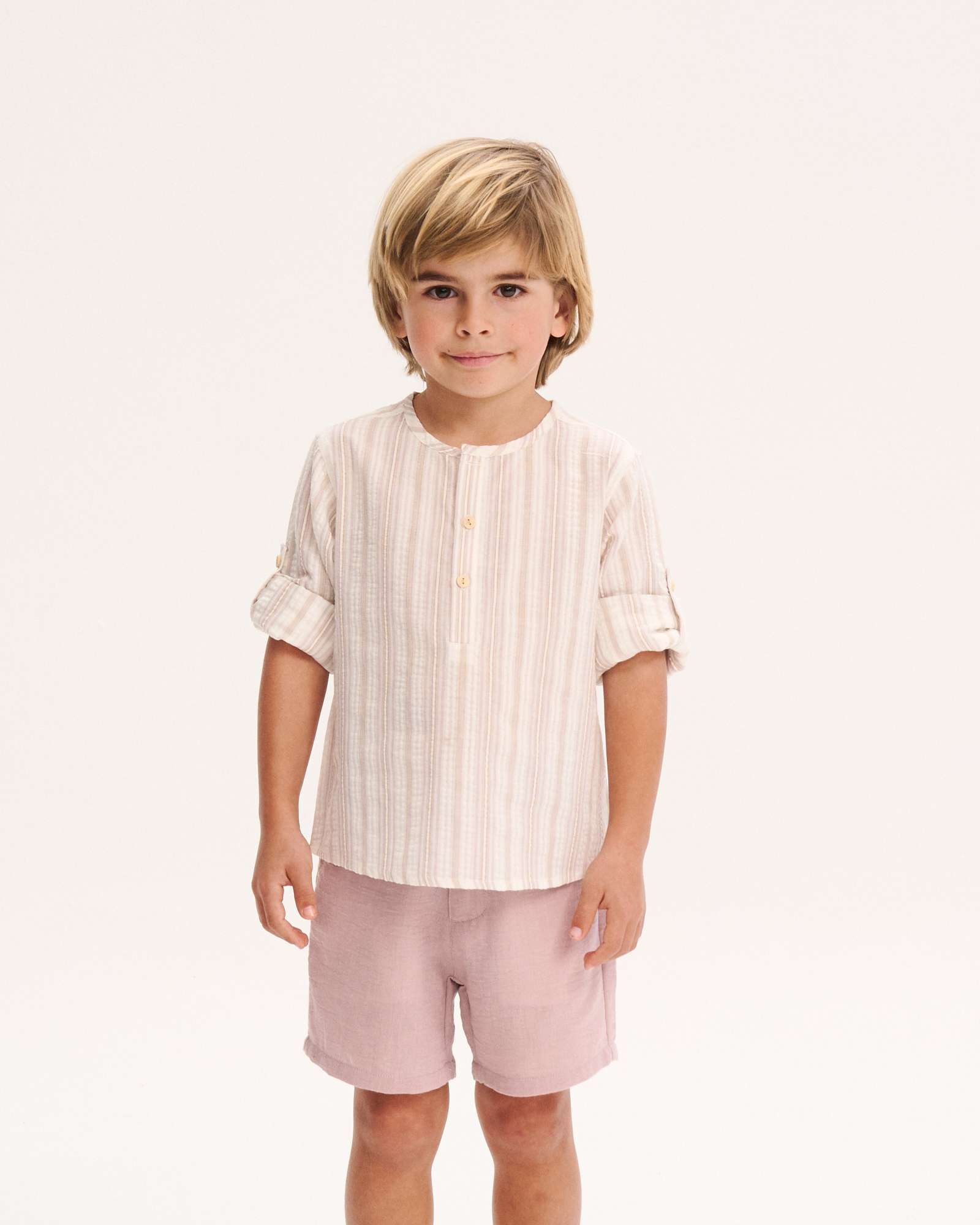 Imagem 0 de Camisa Infantil Às Riscas com Gola Redonda