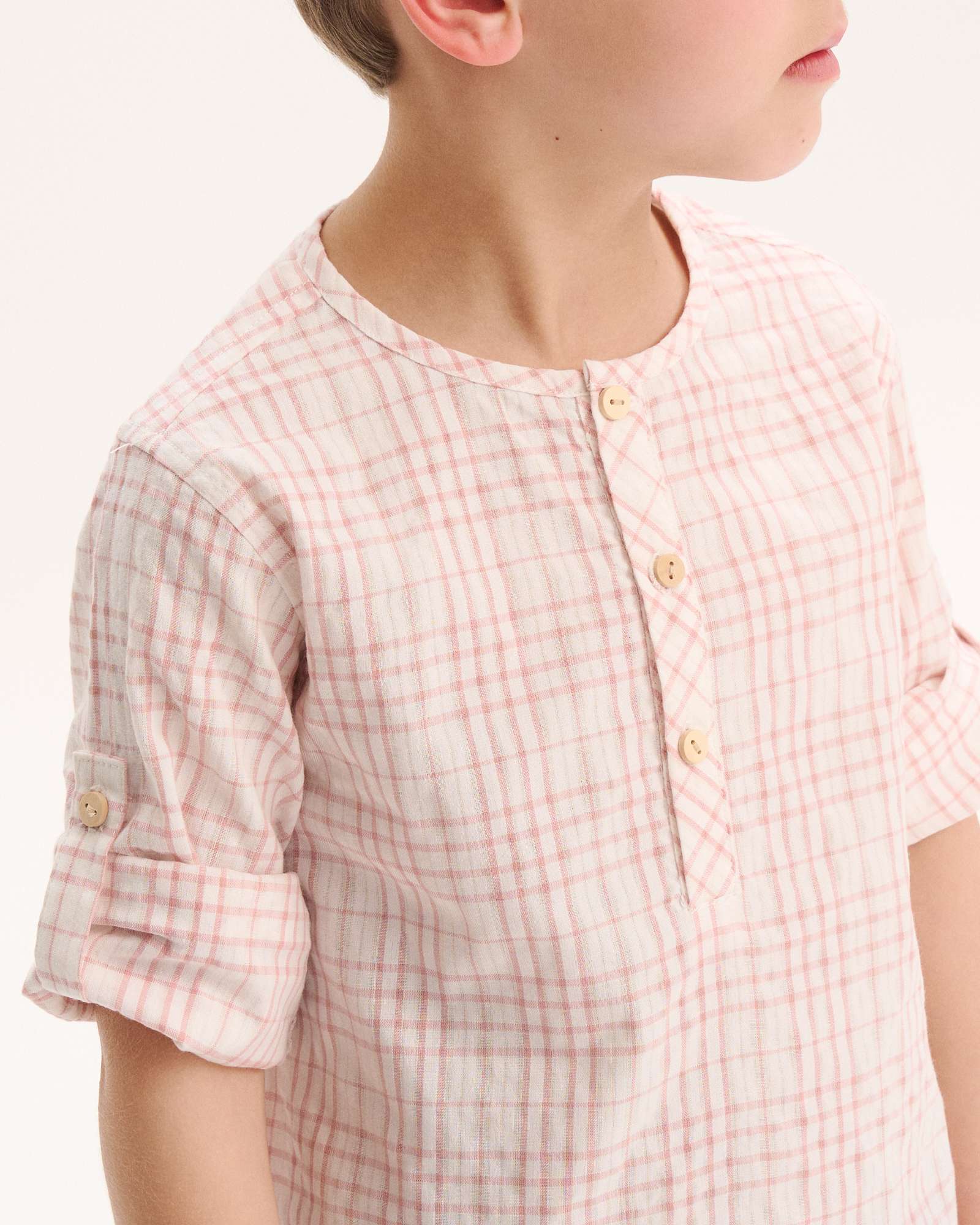 Camisa Aos Quadrados com Gola Redonda Dadati Rosa-claro-3