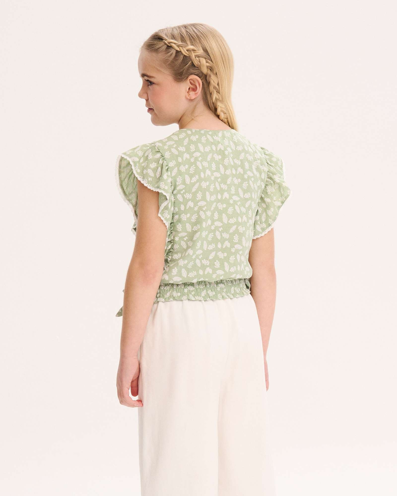 Blusa Infantil com Estampado de Folhas e Folhos Laterais Dadati Verde-2