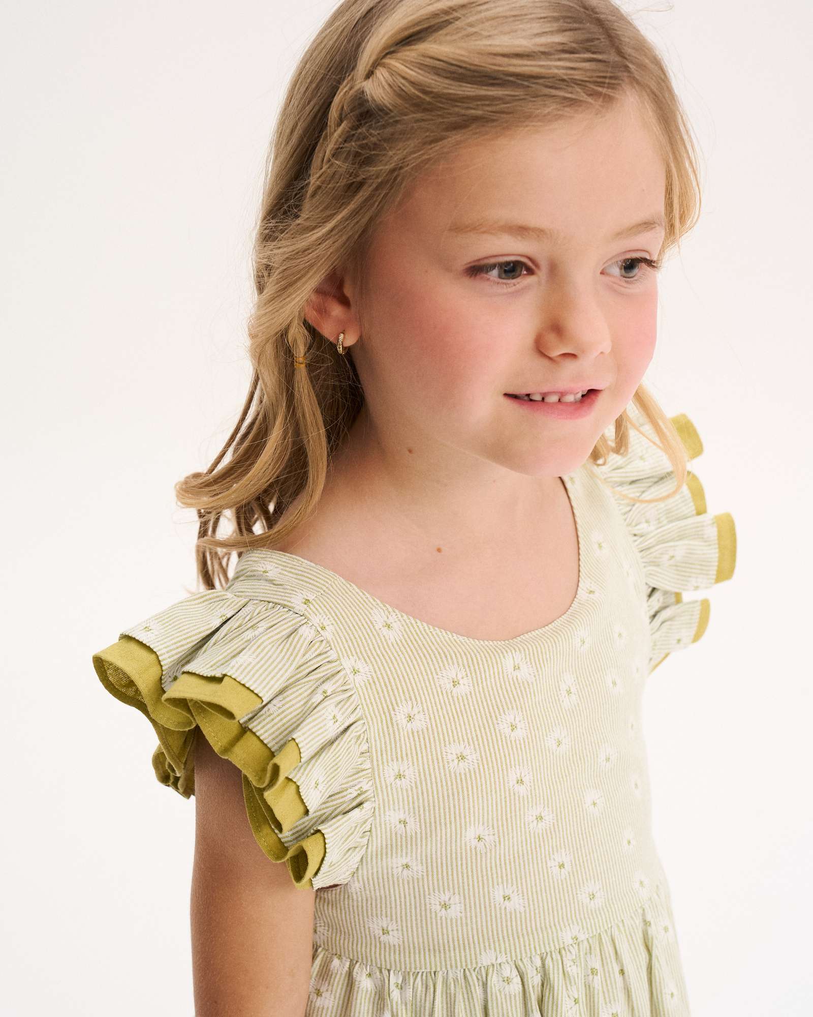 Vestido Infantil com Estampado Às Riscas e Flores com Folhos Dadati Verde-menta-3