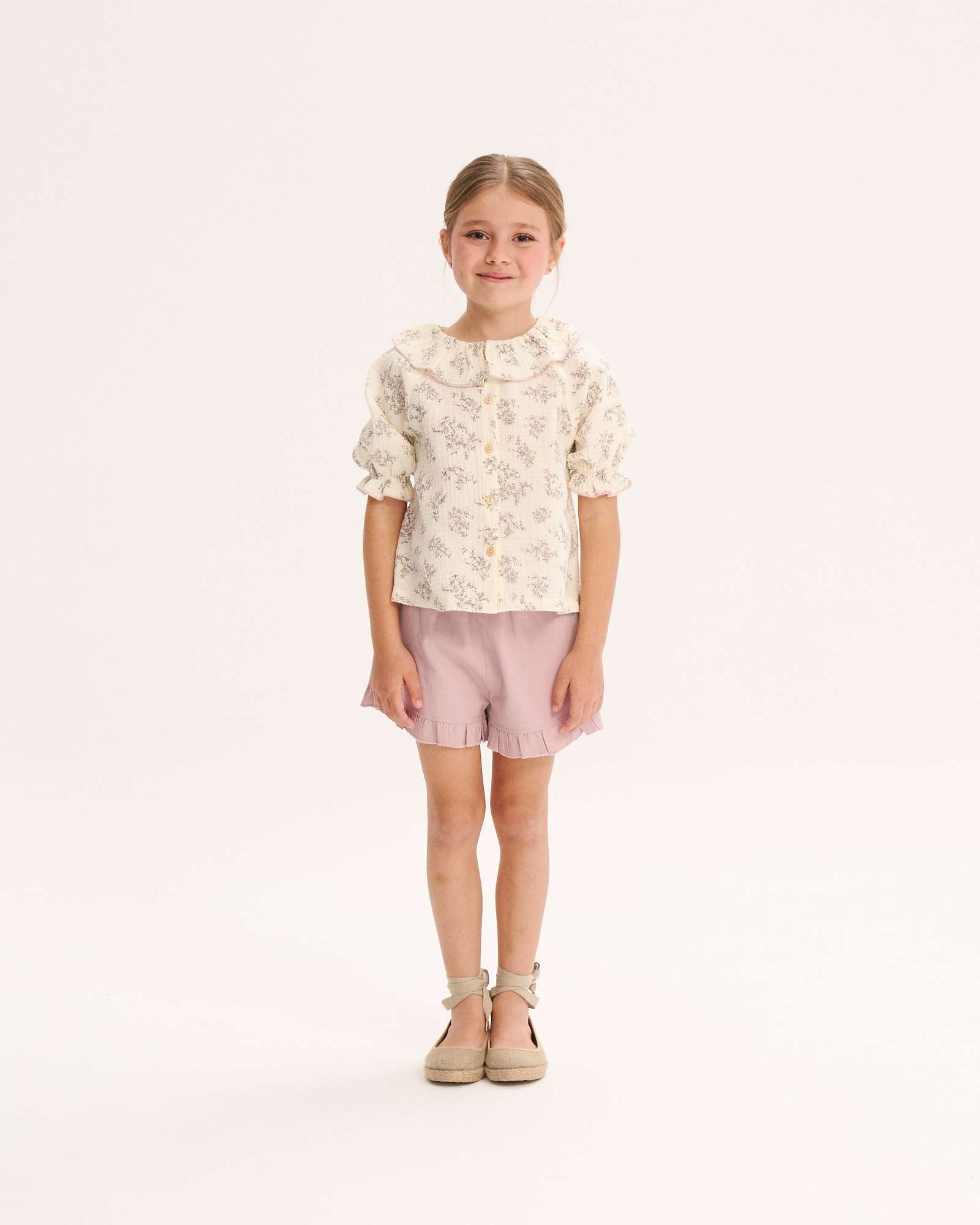 Imagem 0 de Blusa Infantil de Flores com Folho na Gola