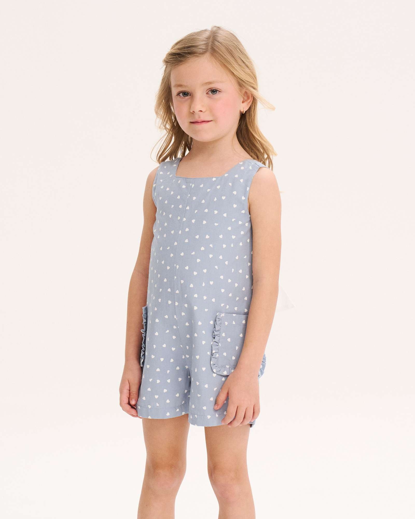 Macacão Infantil com Estampado de Corações e Laço nas Costas Dadati Azul / Branco-1