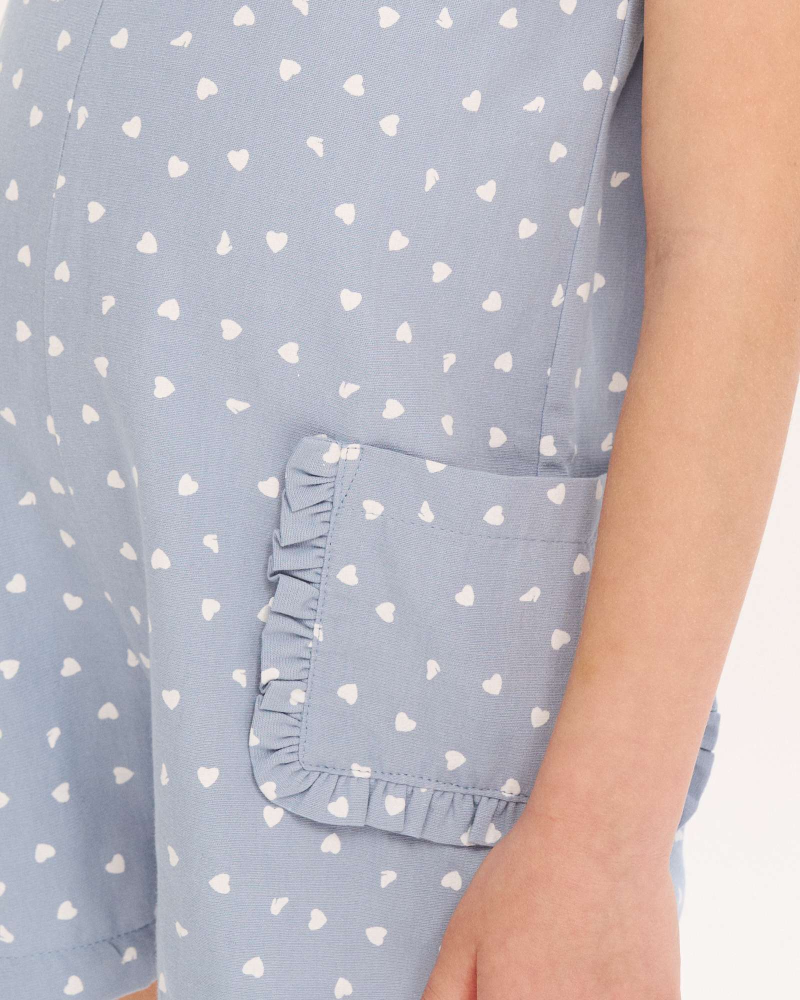 Macacão Infantil com Estampado de Corações e Laço nas Costas Dadati Azul / Branco-3