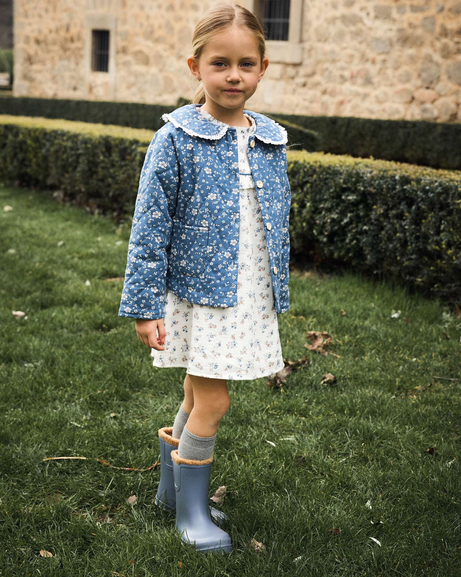 Imagem 0 de Casaco Infantil Acolchoado Floral com Gola Peter Pan