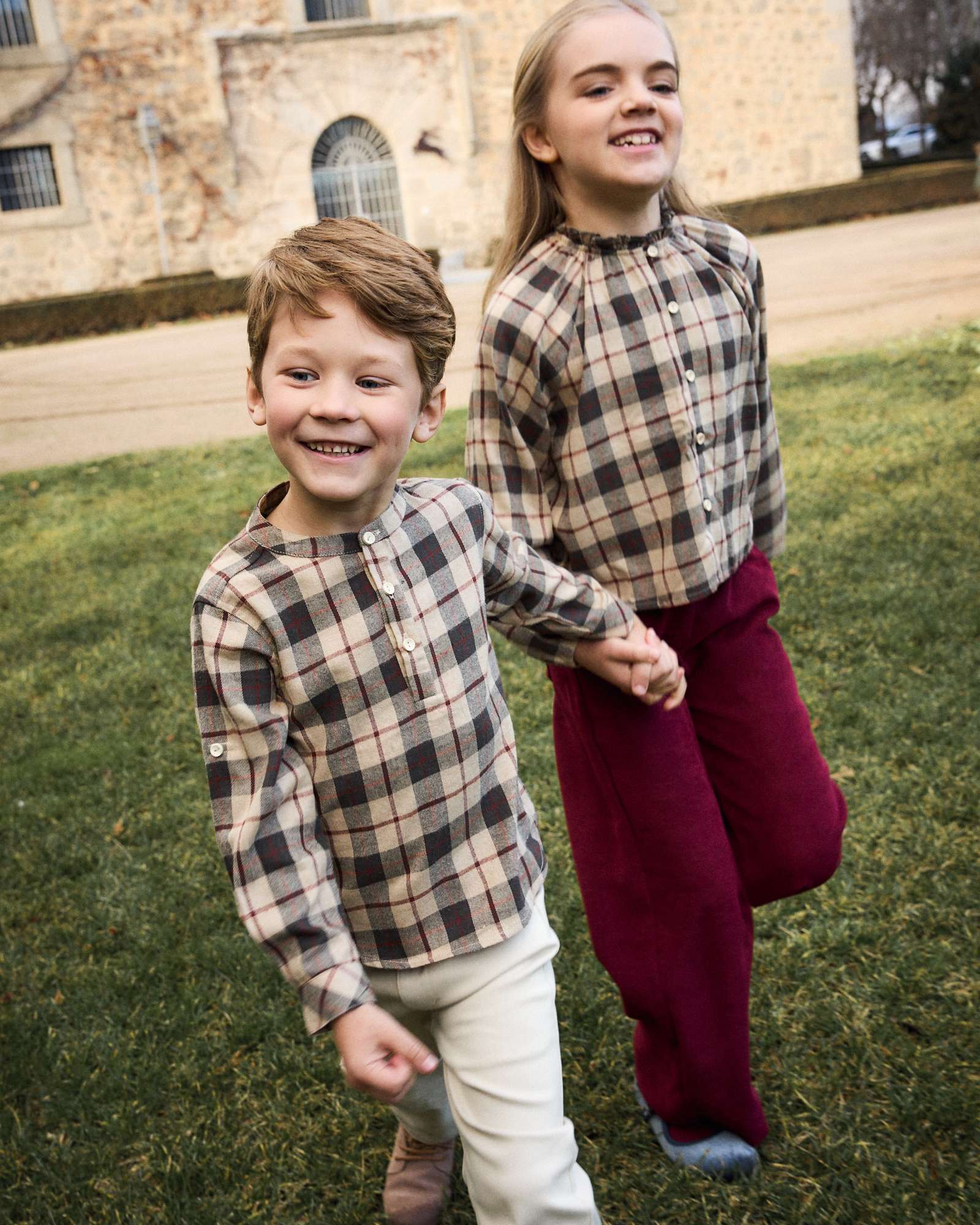 Imagem 0 de Camisa Infantil Aos Quadrados Escoceses com Gola À Padre