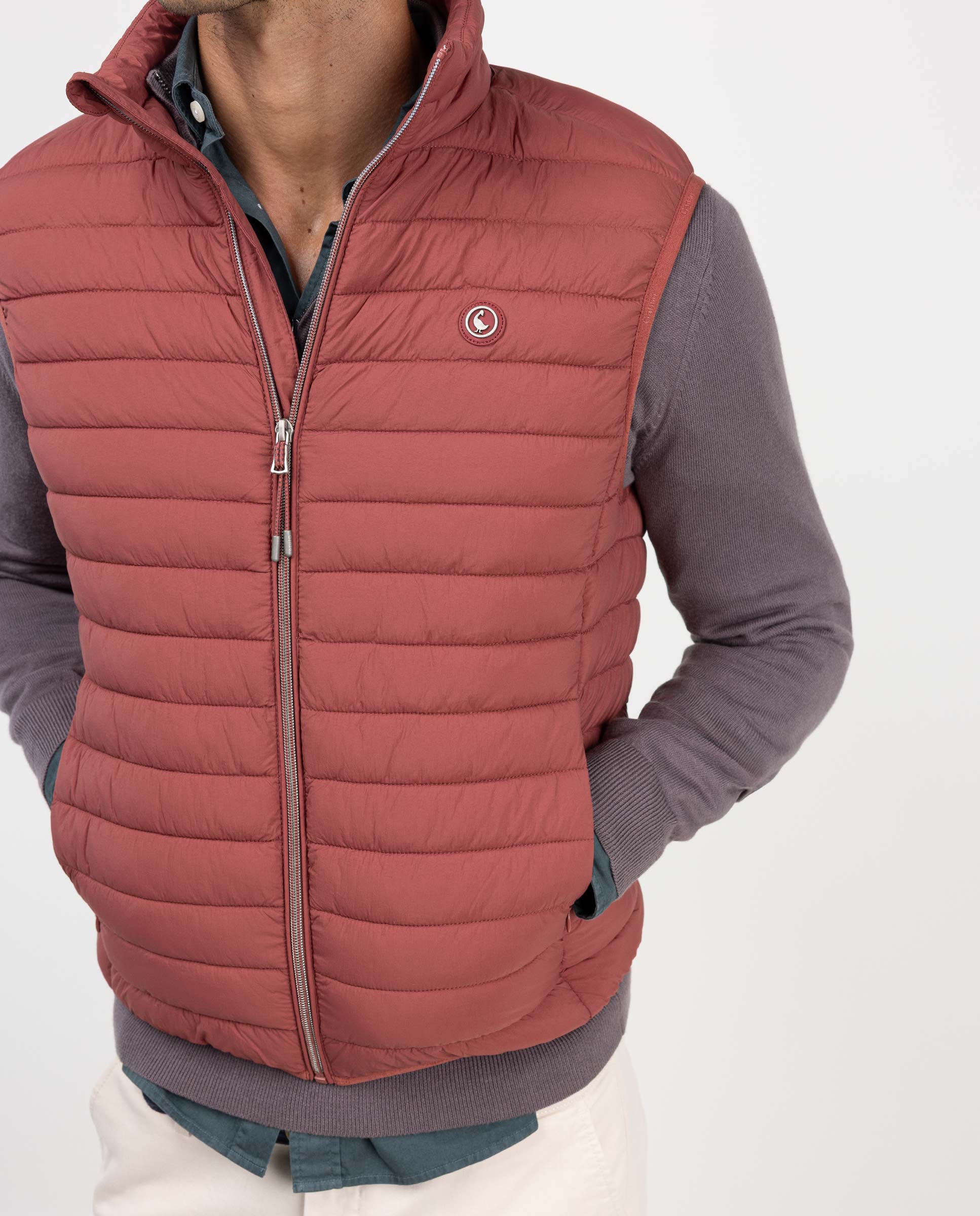 Colete Acolchoado Liso com Fecho Zip Vermelho-5