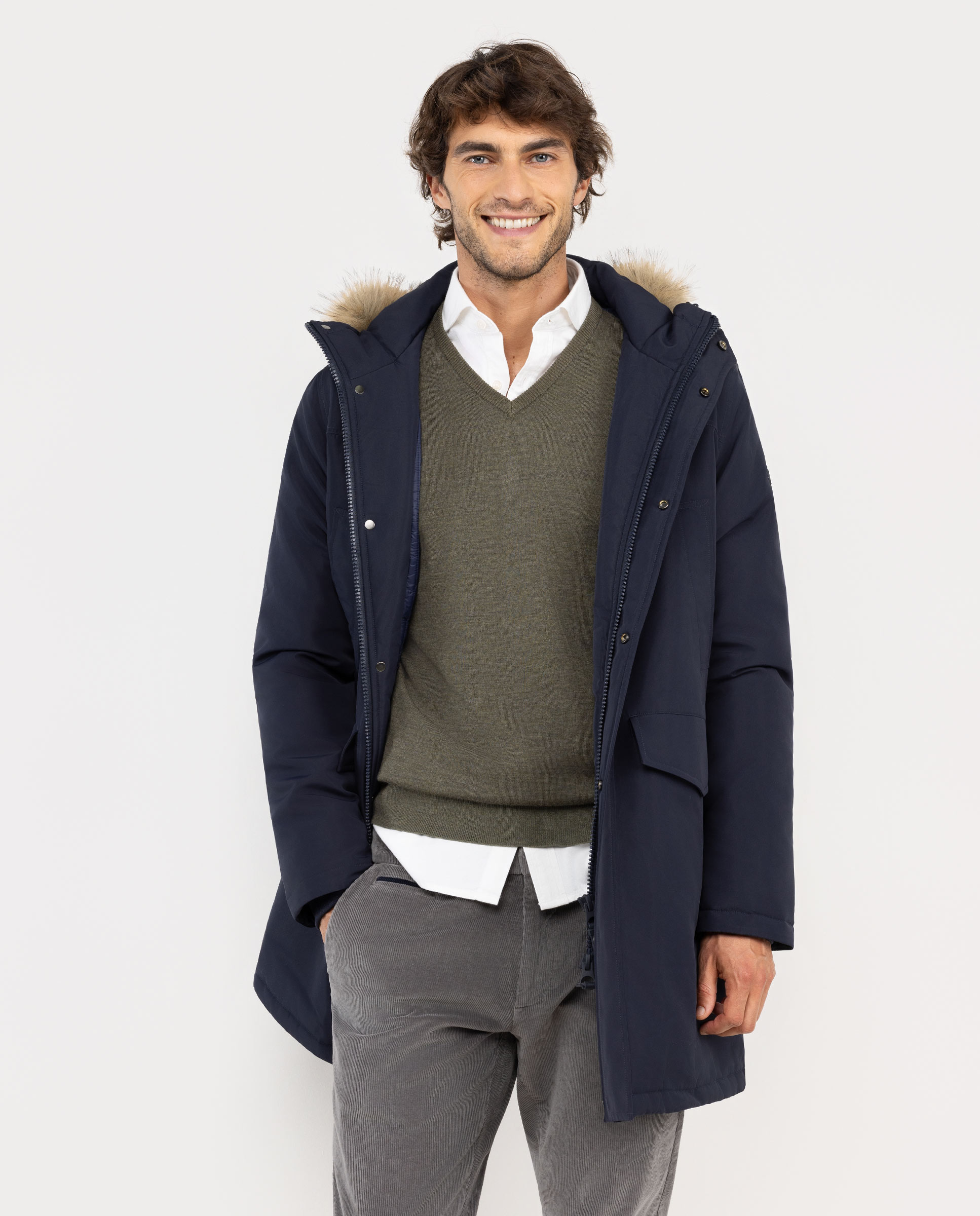 Imagem 0 de Sobretudo Comprido com Capuz