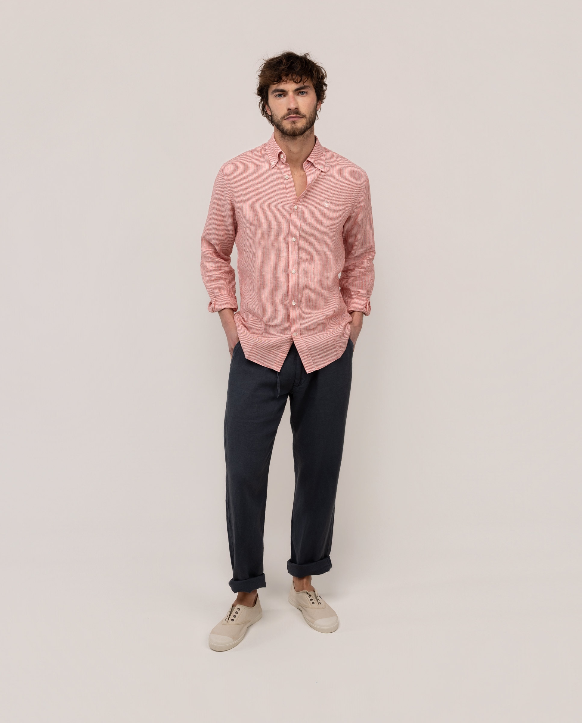 Camisa de Linho Às Riscas Button Down Vermelho-2
