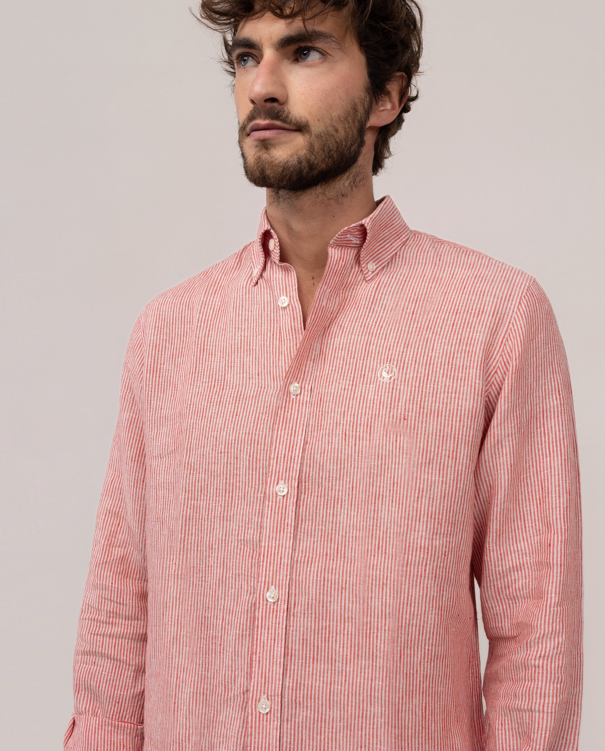Camisa de Linho Às Riscas Button Down Vermelho-3