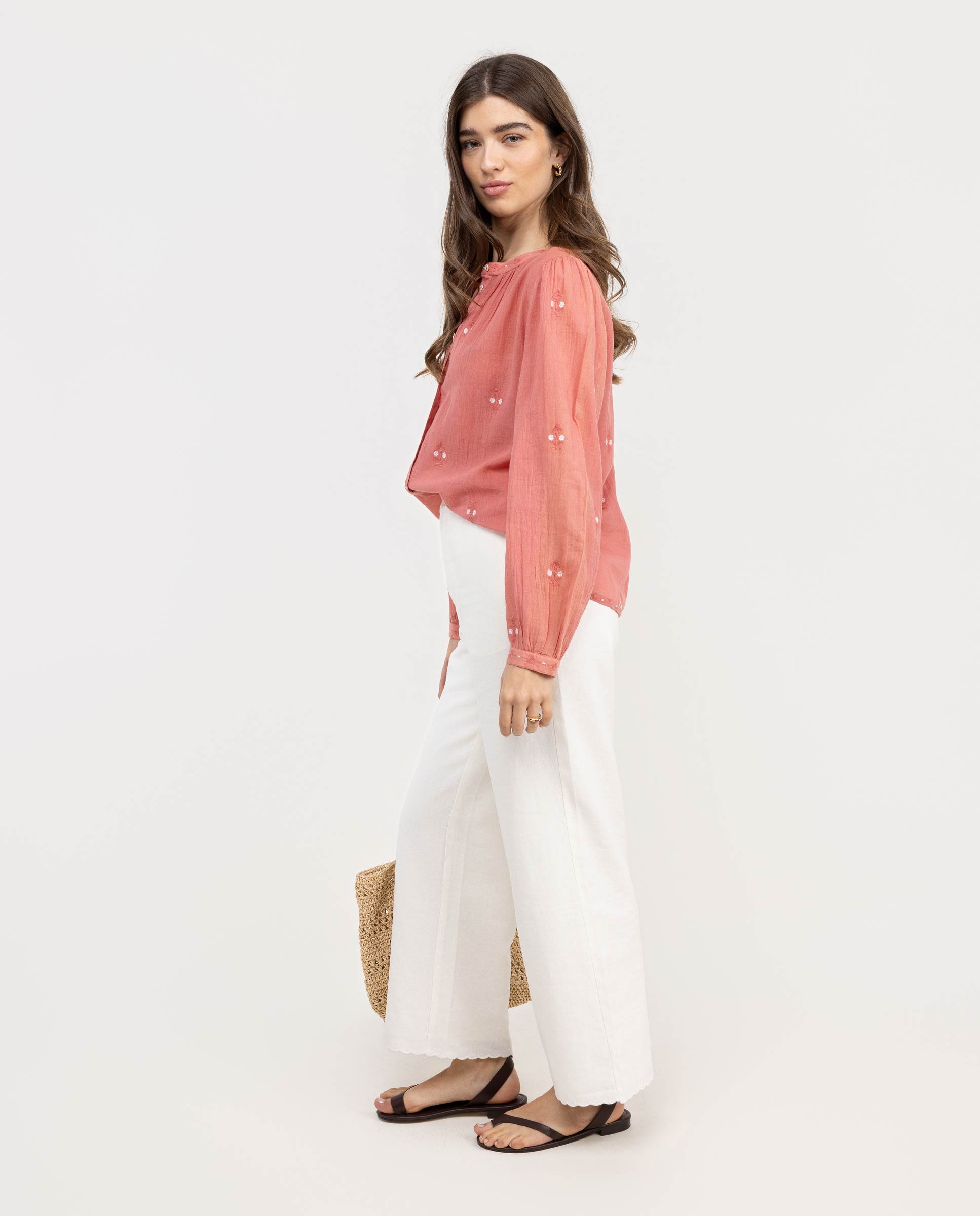 Blusa com Bordados e Mangas Compridas Vermelho-3
