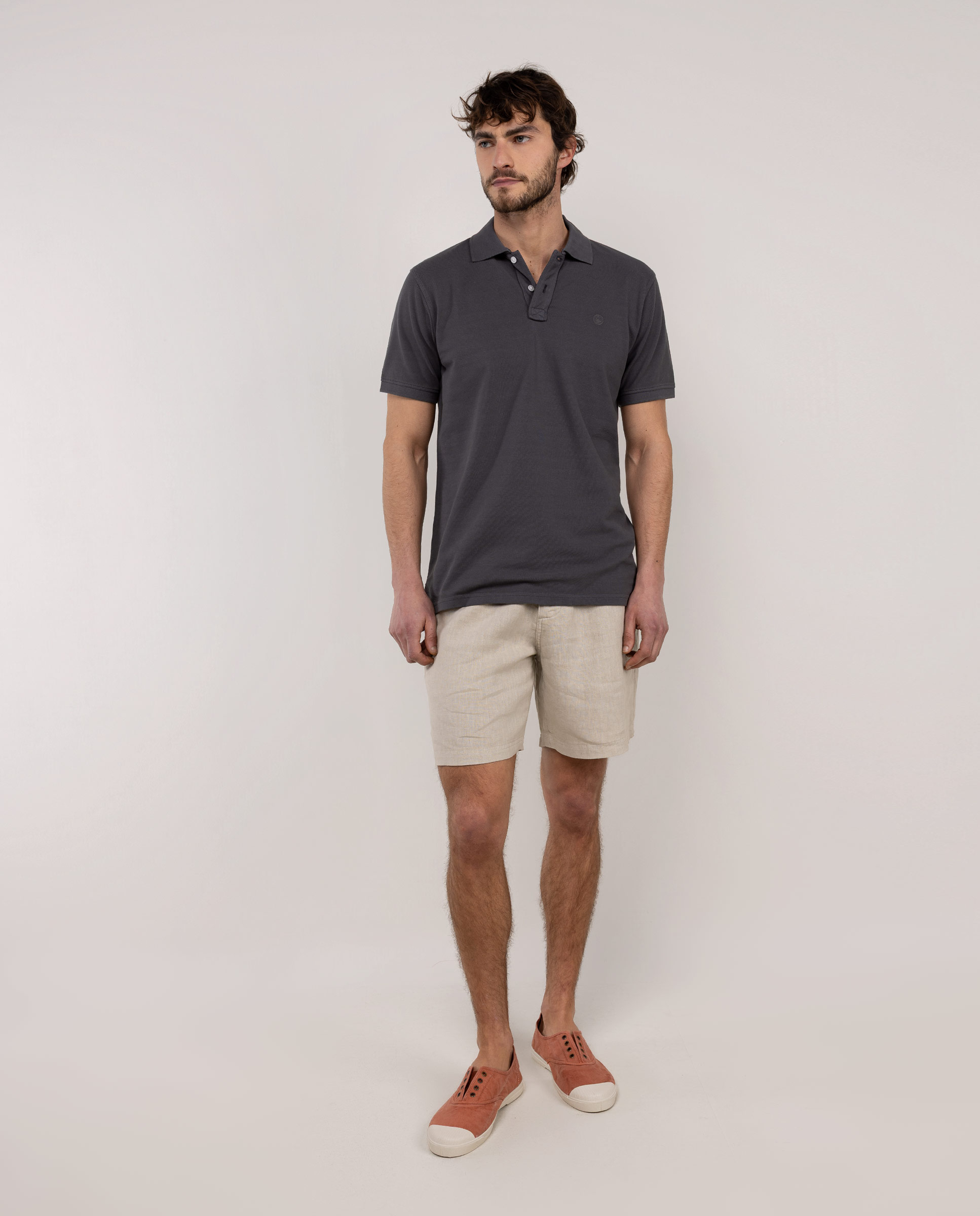 Bermudas de Linho Lisa Cru-1