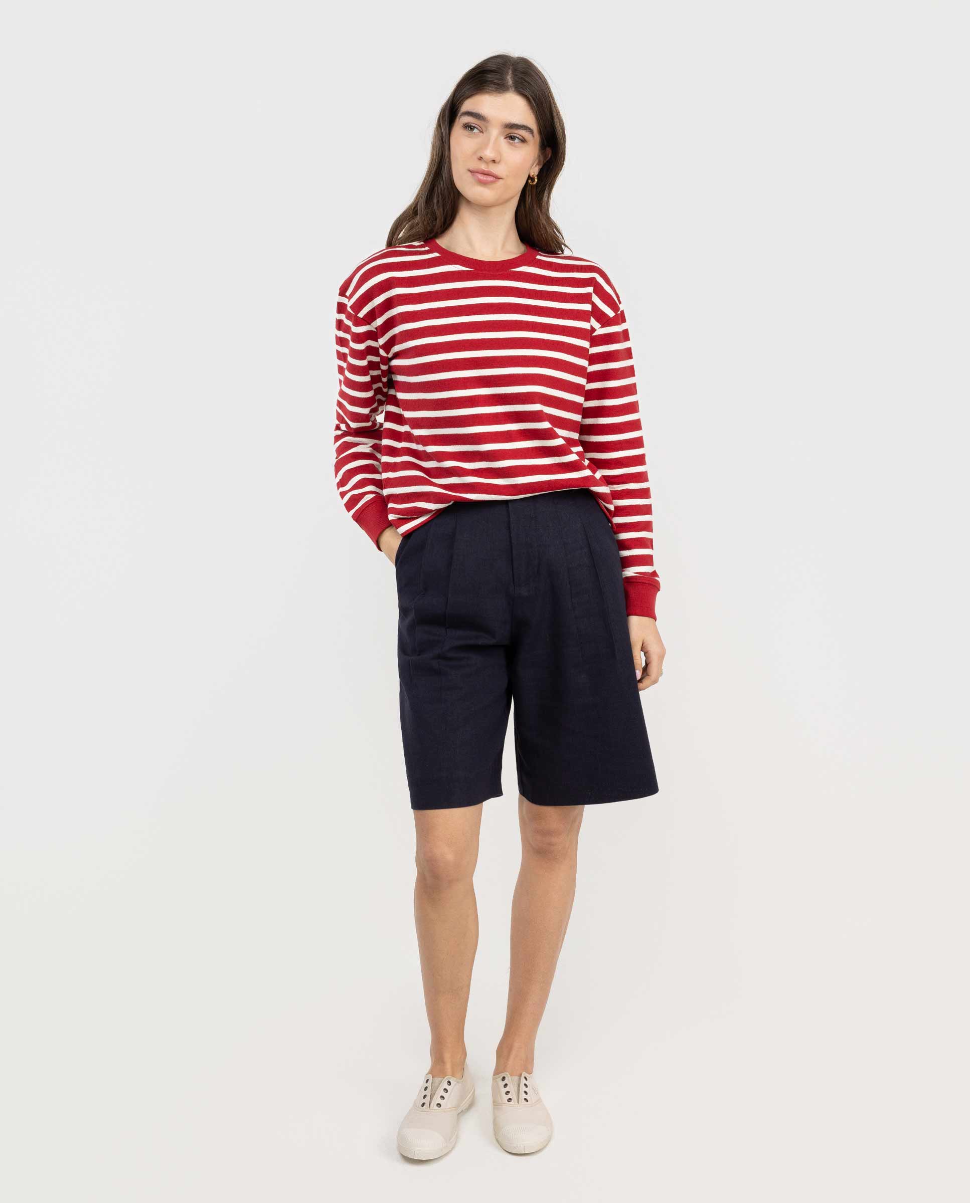 Sweatshirt com Gola Redonda Às Riscas Vermelho-2