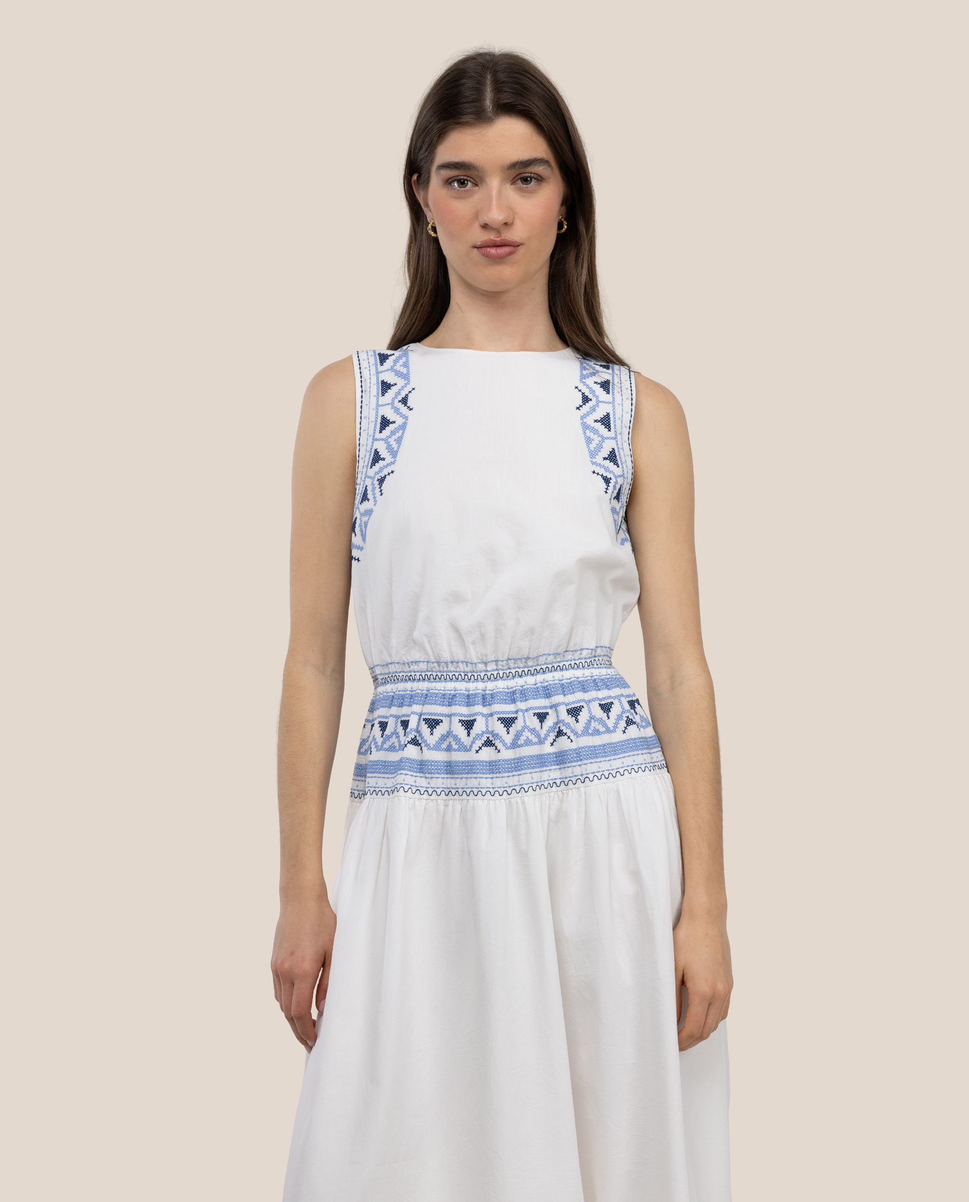 Vestido Comprido de Bordados Maria Branco-2
