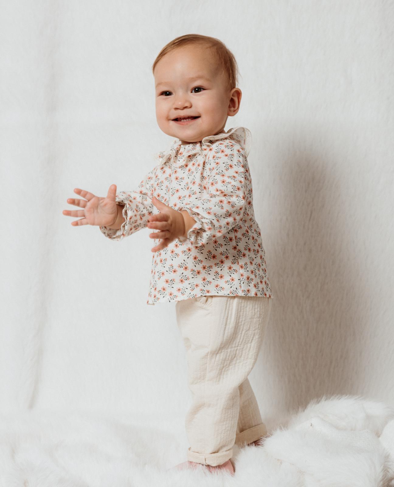 Imagem 0 de Camisa Infantil com Gola Folho e Renda