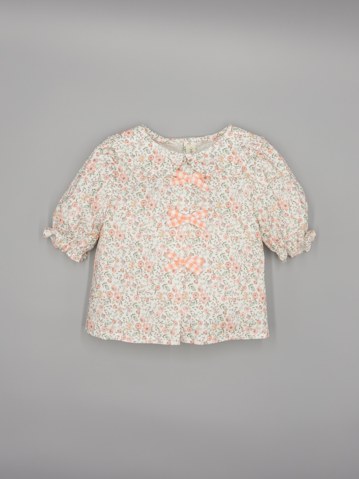Blusa Infantil Estampada com Laços Frontais e Manga Balão Fina Ejerique Coral-2