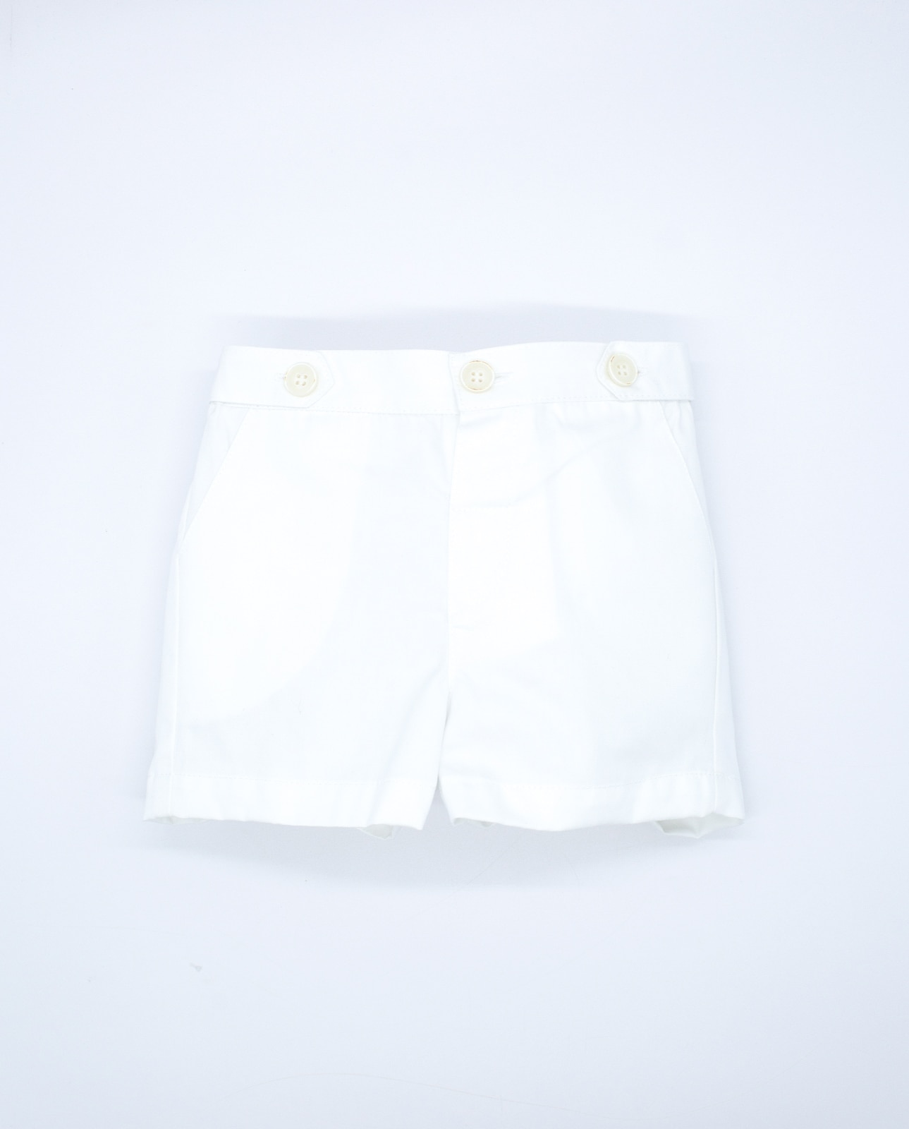 Imagem 0 de Bermudas Infantil em Sarja com Botões na Cintura